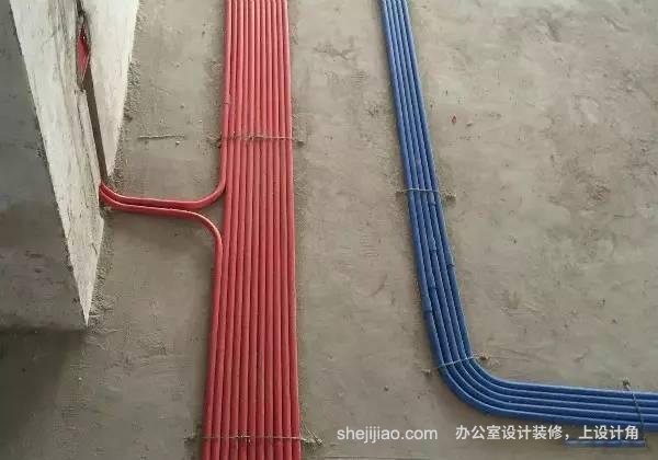 参观施工工地时,如何检查?